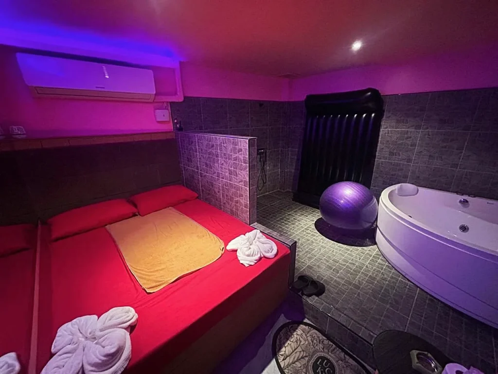 방콕변마 돈키호테 룸